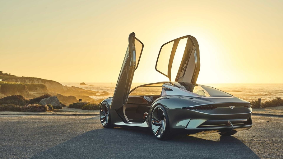Захватывающее будущее Bentley отразили в концепте EXP 100 GT