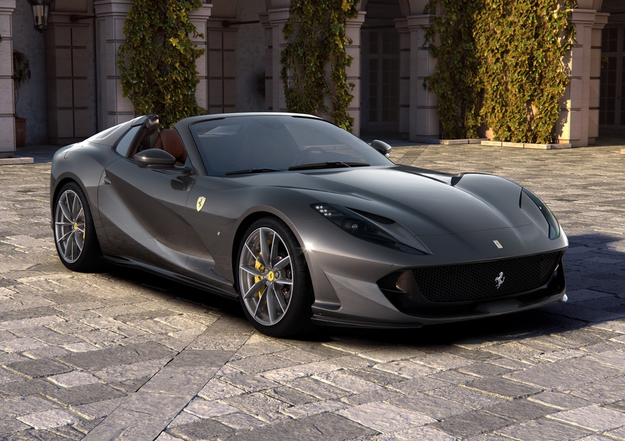 Ferrari представила новый 800 сильный родстер