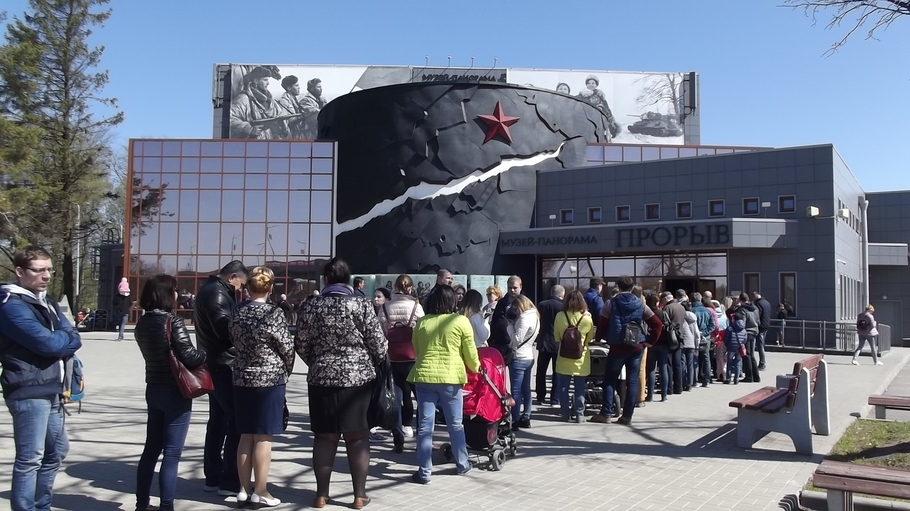 Возле музея Прорыв на Неве будут швартоваться Кометы и речные лайнеры