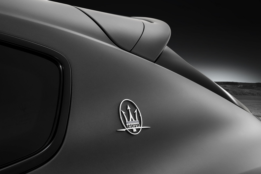 Кроссовер Maserati Levante с V8 оценили в 12 млн рублей