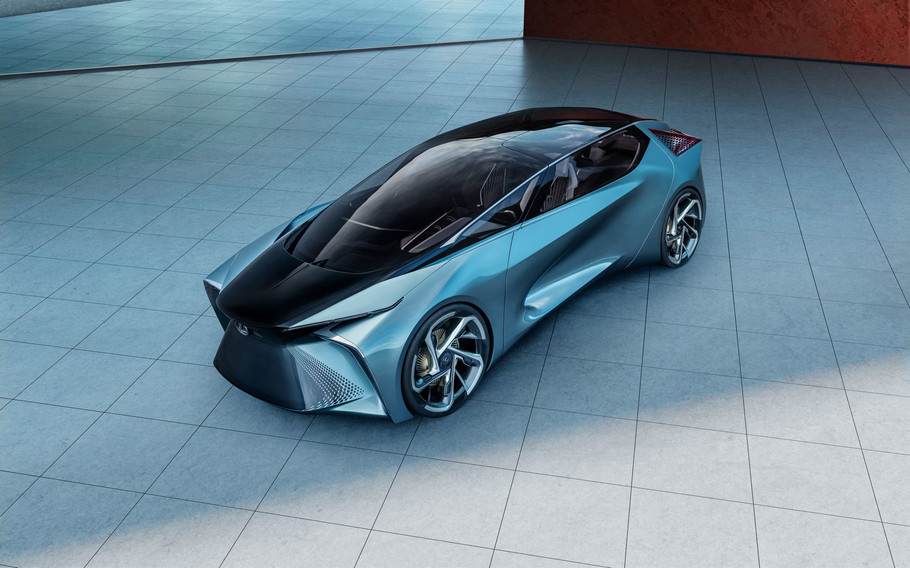 В Токио представили электрический концепт Lexus LF 30