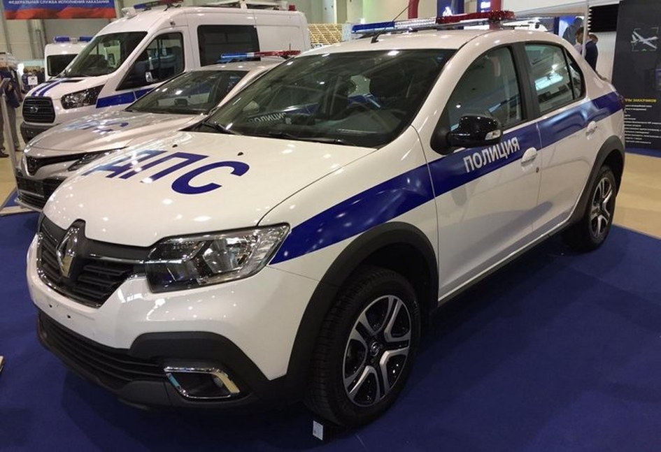Седан Renault Logan Stepway подготовили для службы в полиции