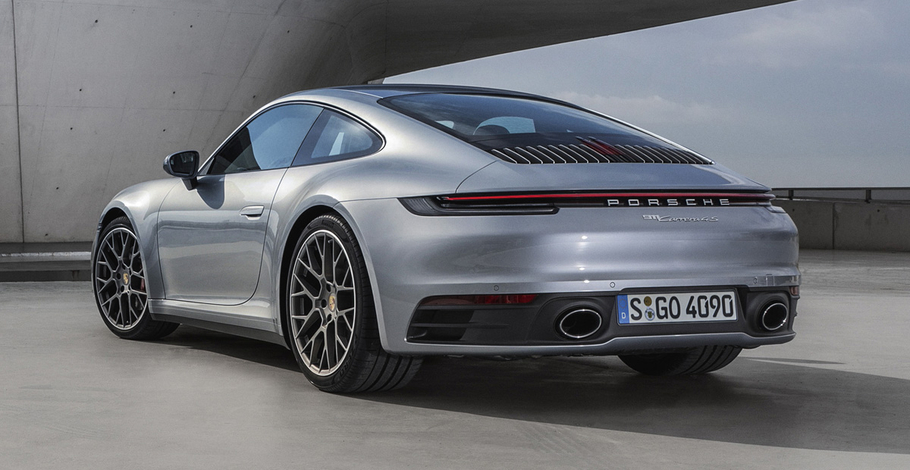 Новый Porsche 911 все таки получит механику