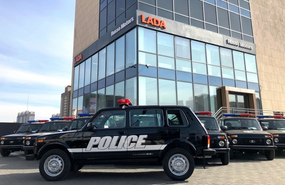 Полиция Монголии пересаживается на Lada 4x4