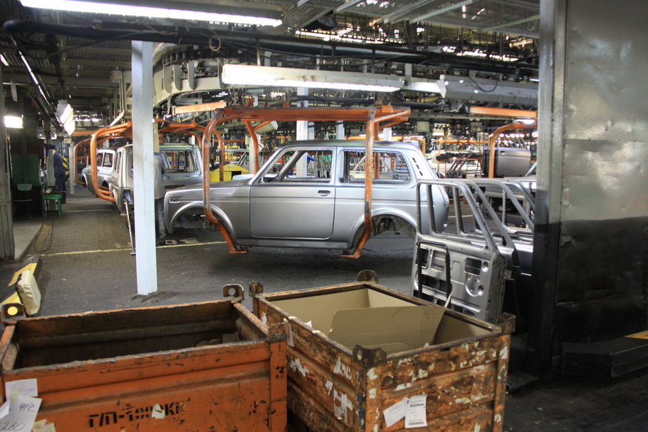 Названа дата начала сборки обновленной Lada 4x4