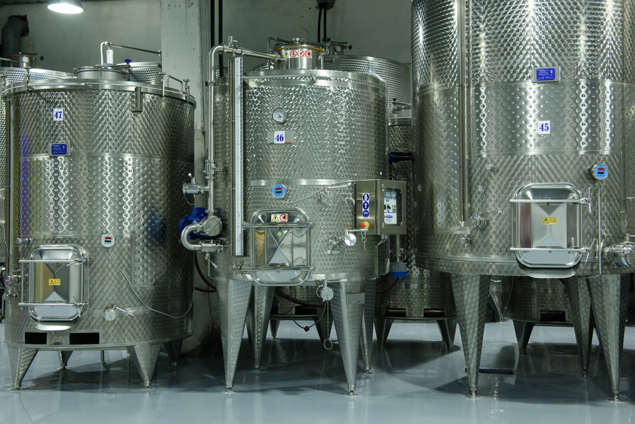 Как изготавливают вино в Казахстане