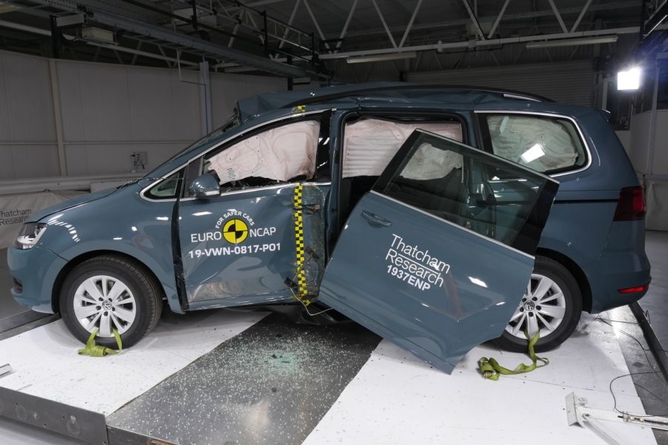 Эксперты Euro NCAP разбили 12 автомобилей в финальной серии тестов