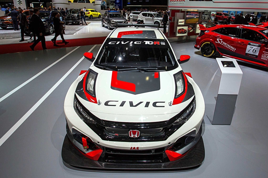 Honda Civic Type R стал лучшим спортивным автомобилем года