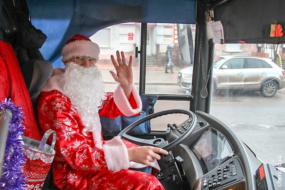 На маршрутах Череповца не водители – Деды Морозы