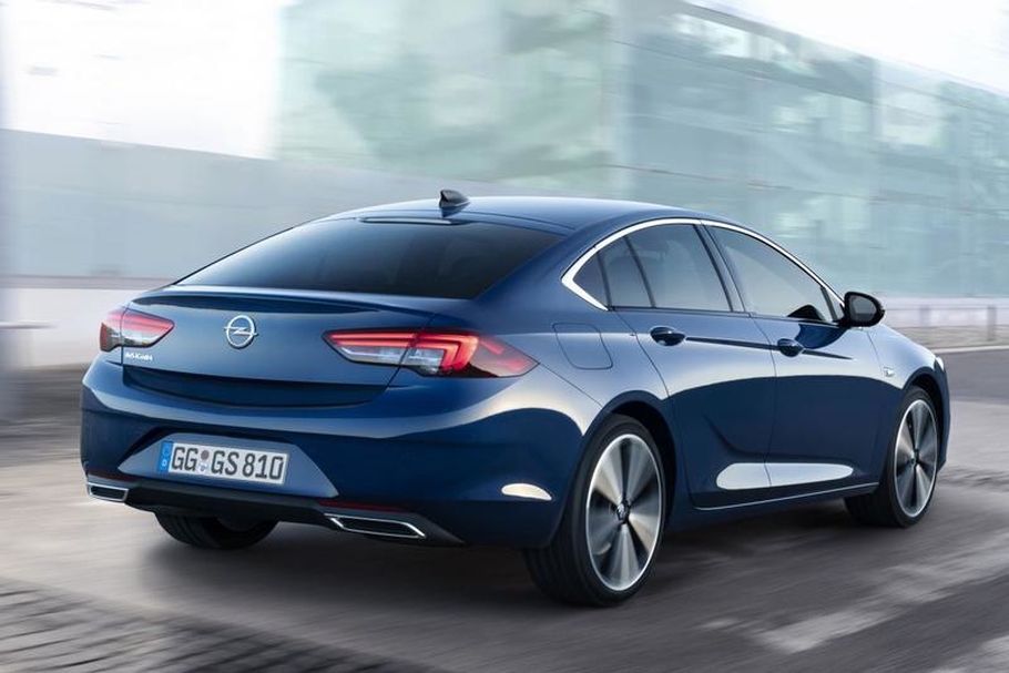 Opel обновил седан и универсал Insignia