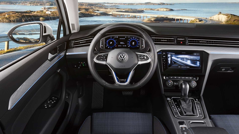 Volkswagen представил новый Passat для России