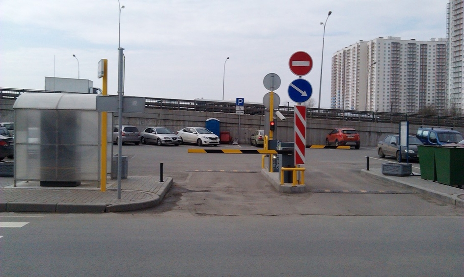 В 2020 году в Петербурге прибавится мест для хранения автомобилей