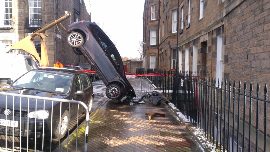 Британские водители тратят 1,5 млрд фунтов на ремонт после неудачной парковки