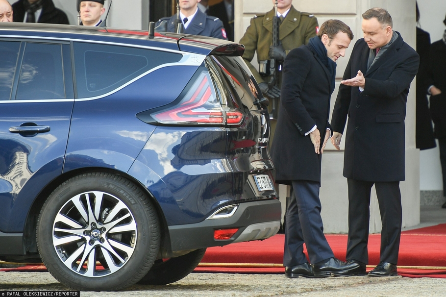 Бронированный Renault президента Франции сломался во время визита в Польшу