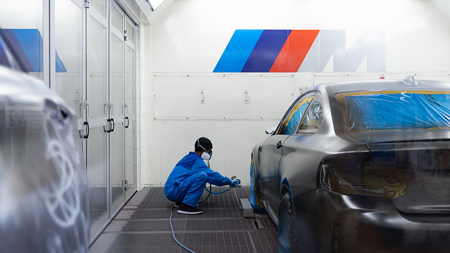 Автомобили BMW раскрасят в стиле граффити