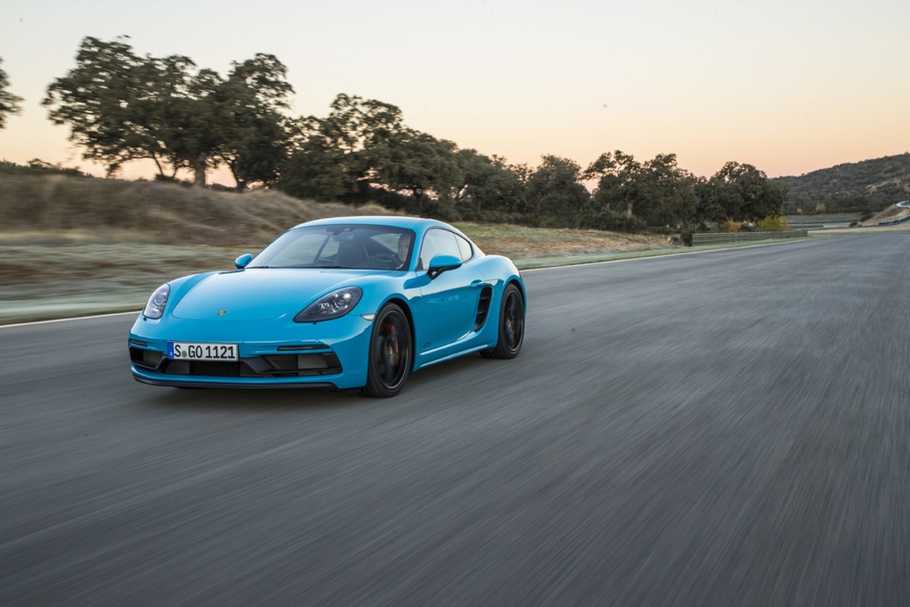 В Porsche задумались о создании бюджетного спорткара