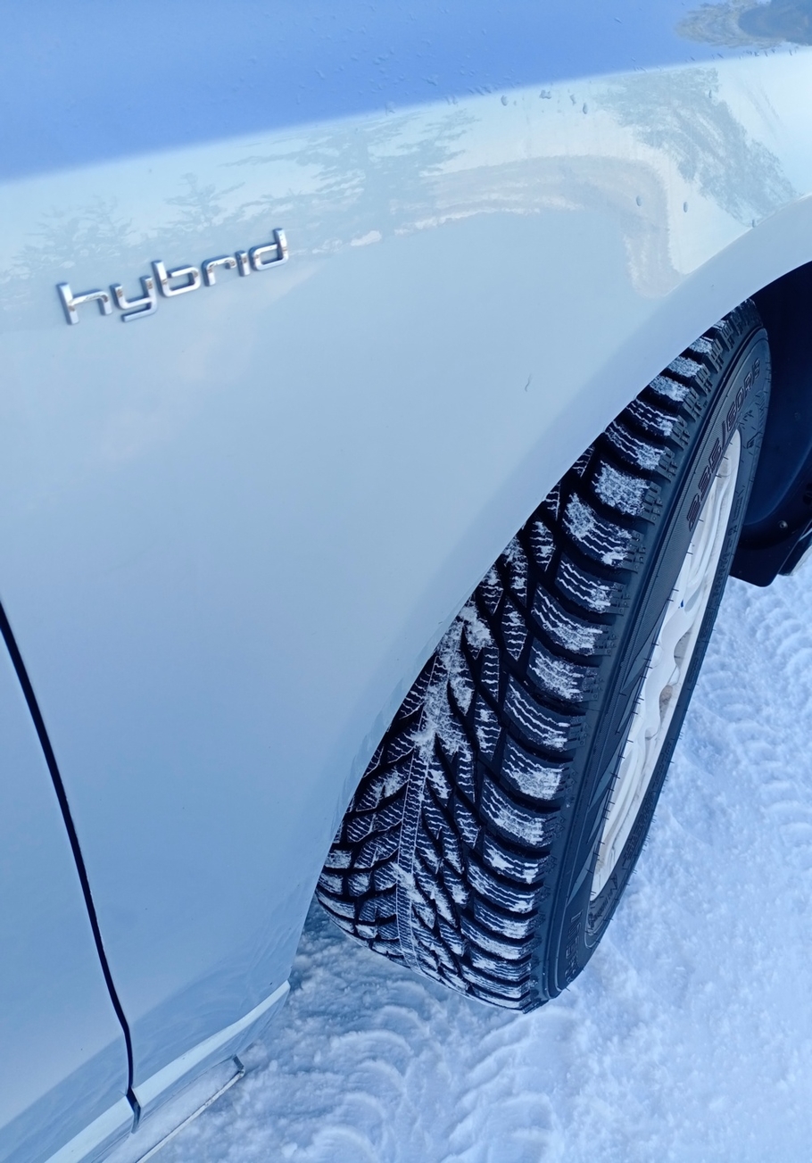 Секонд тест Audi Q5 Hybrid quattro не сошлись характерами