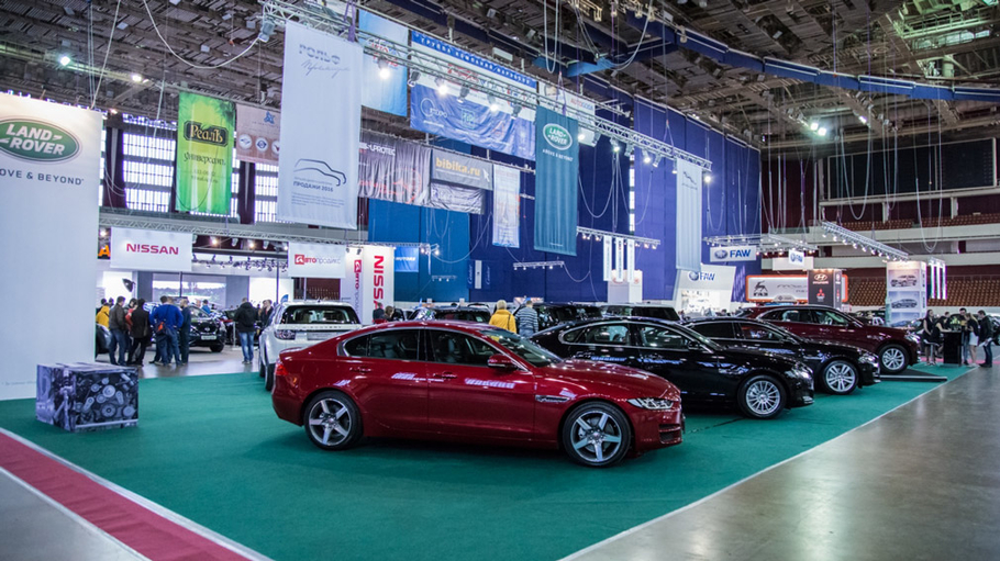 Автосалон в Санкт Петербурге перенесли на осень 2020