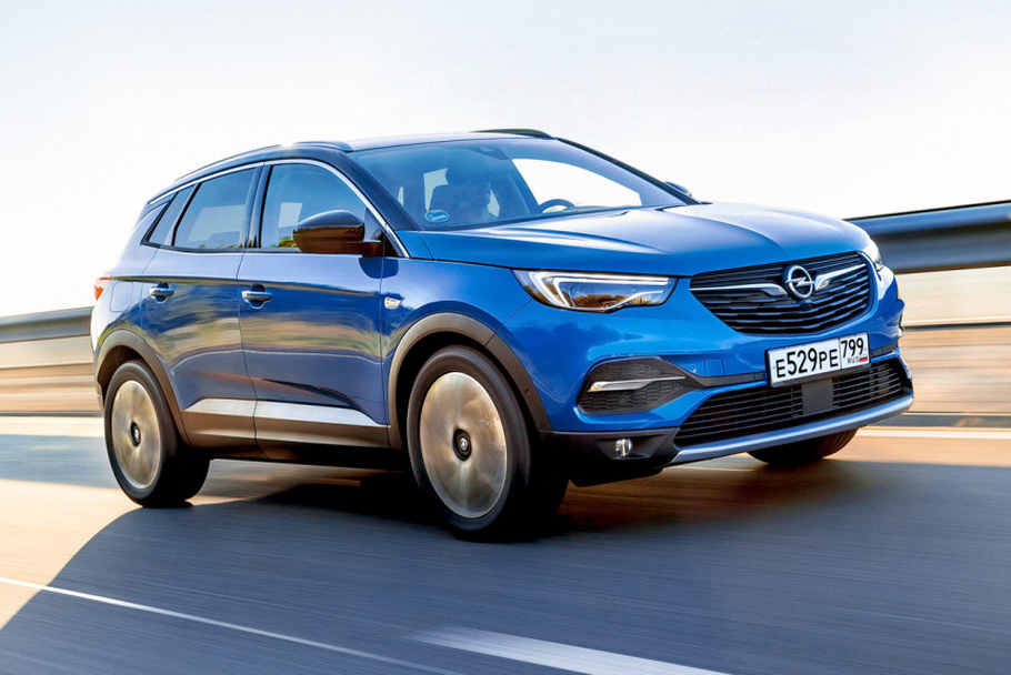 Opel привезет в Россию новый кроссовер