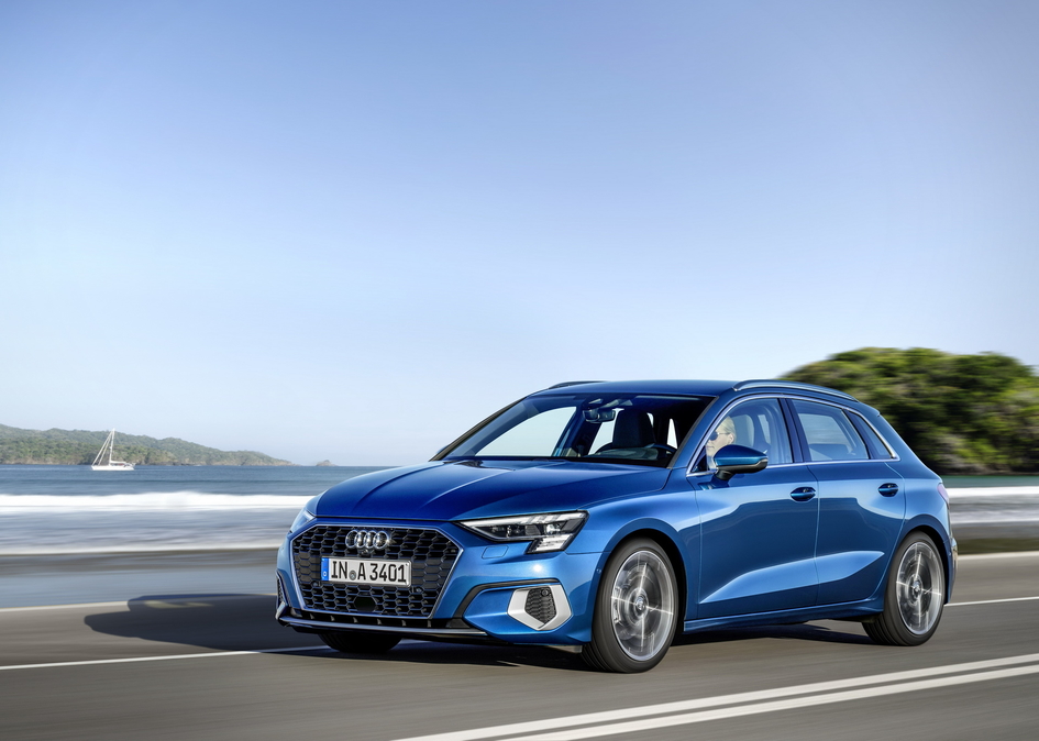 Новый хэтчбек Audi A3 доберется до России к концу 2020 года