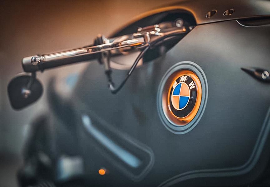 Полюбуйтесь на футуристический кастомный байк на базе BMW R nineT