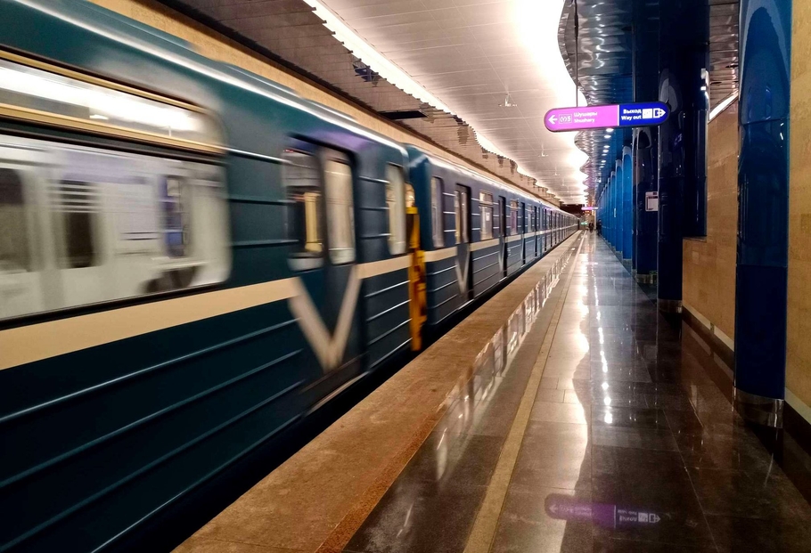 В метро замечено много пассажиров Люди перестали бояться коронавируса