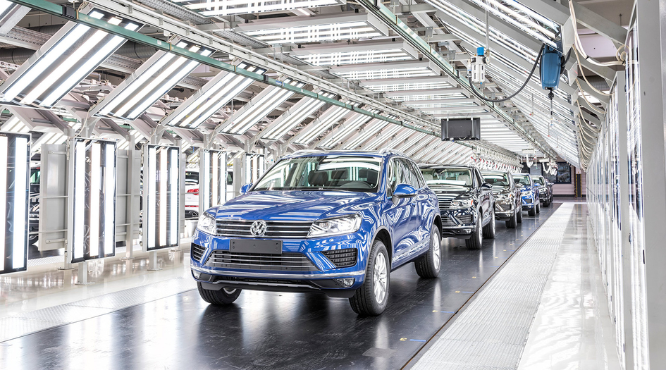 Volkswagen и Mercedes-Benz могут запустить заводы на следующей неделе