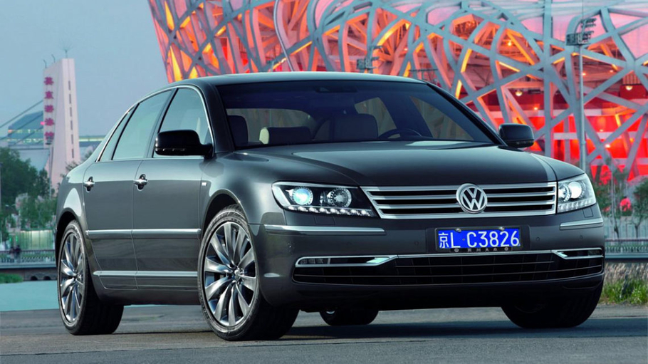 Шеф дизайнер Volkswagen говорит что макет Phaeton стал самым дорогим за всю историю