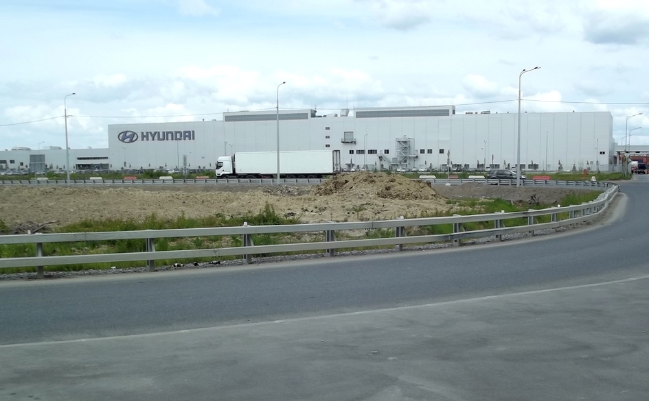 На текущей короткой неделе петербургский завод Hyundai работает в одну смену