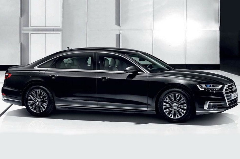 Пуленепробиваемый Audi A8L Security оценили в 55 млн рублей