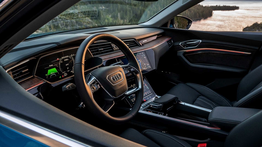 Audi e tron оценили в 5 6 млн рублей