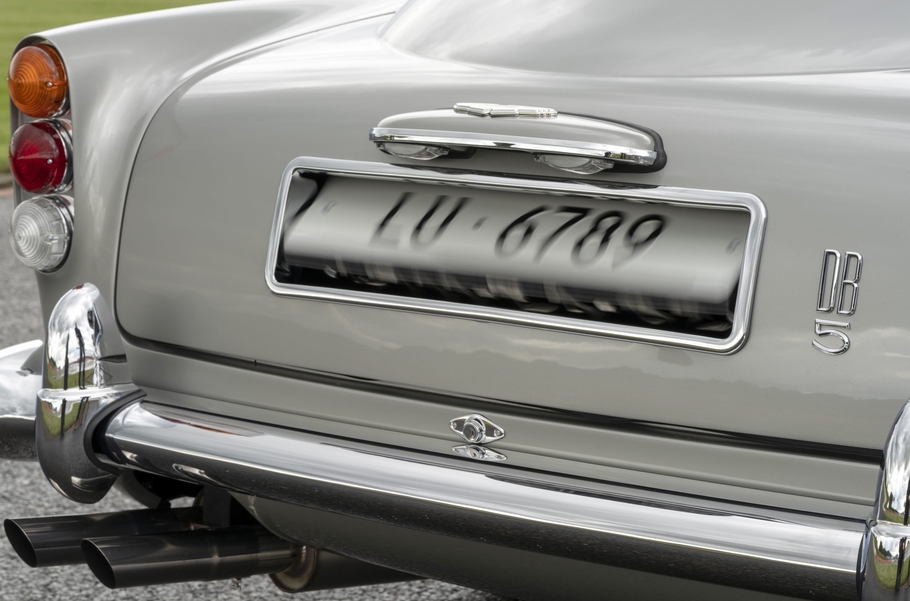 Aston Martin создал первую реплику шпионского DB5 спустя 55 лет