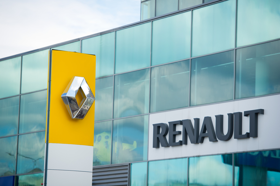 Мировые продажи Renault упали на треть