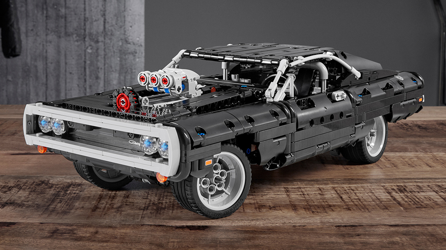 Аутентичные штрихи и внимание к деталям 4 эксклюзивных модели авто созданные из кубиков LEGO