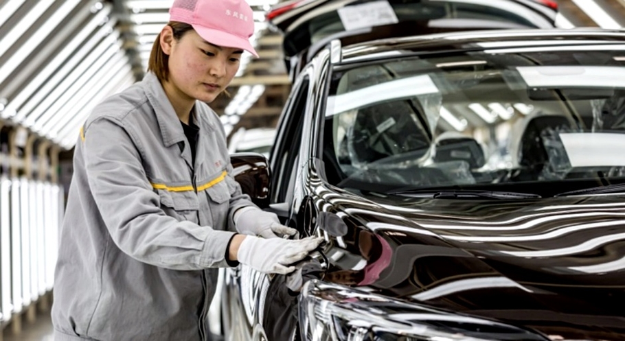Китайский автопром общее снижение продаж на фоне июльского роста