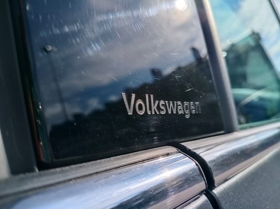 Тест драйв лифтбека Volkswagen Polo второе лицо