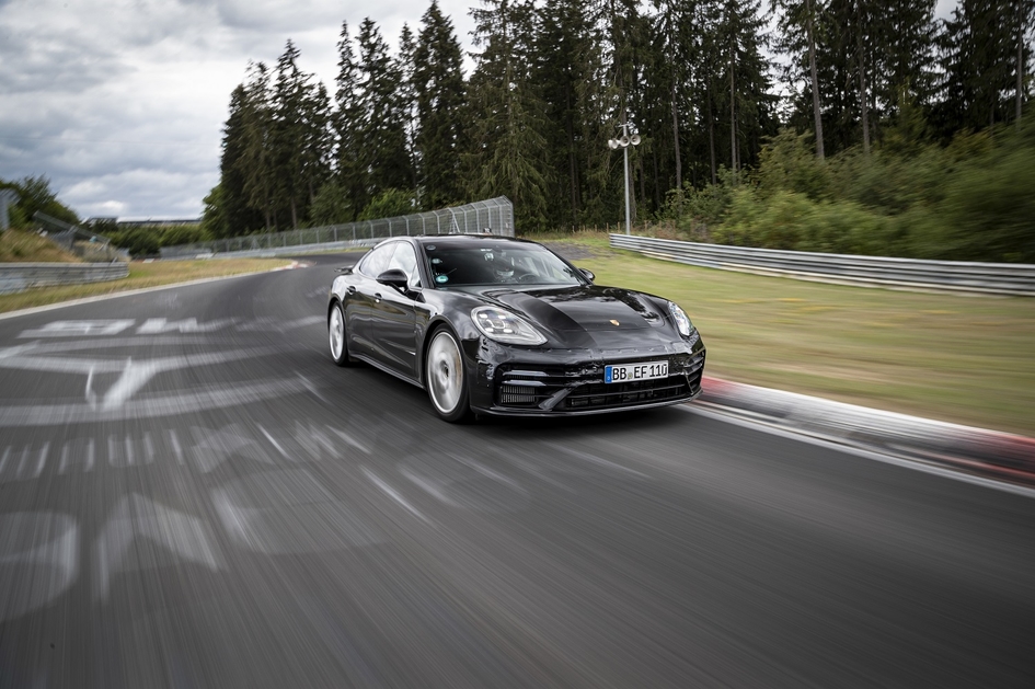 «Обутый» в цепкие «Мишлены», новый Porsche Panamera установил рекорд круга на «Северной петле»