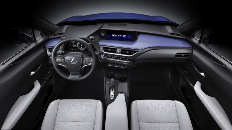 Электрический кроссовер Lexus UX 300e доступен для заказа