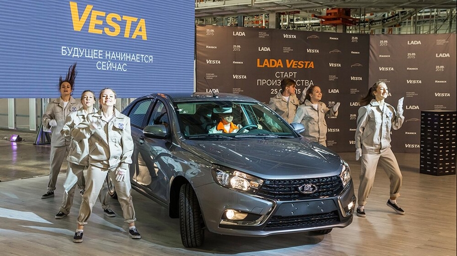 Lada Vesta отмечает 5 летний юбилей