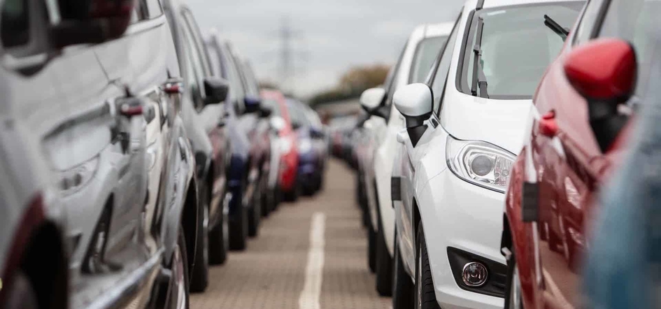 Минпромторг прогнозирует: продажи автомобилей упадут на 30%
