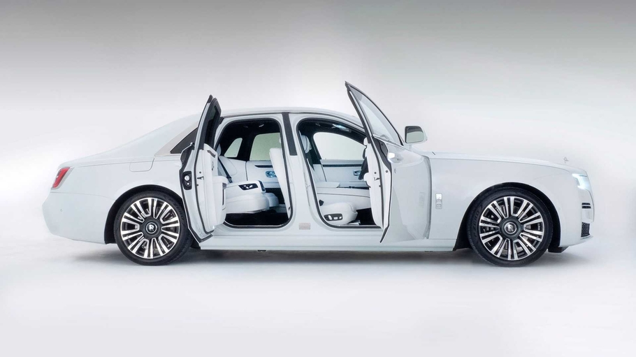 Rolls Royce представил новый Ghost