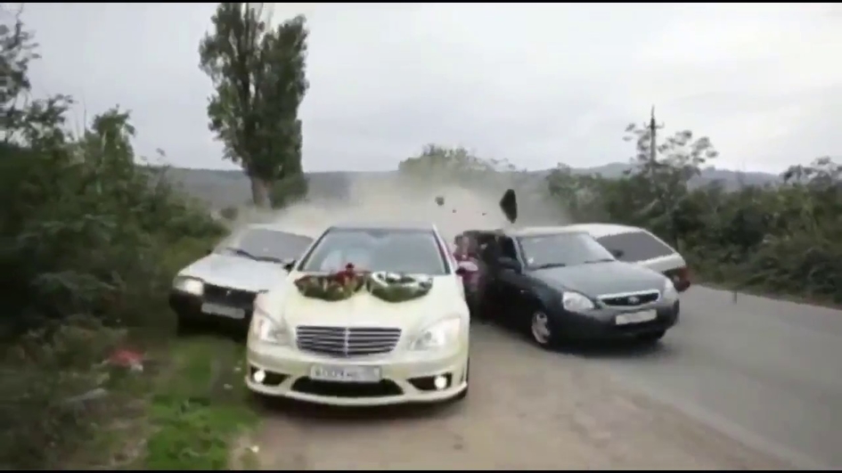 В Ингушетии решили запретить свадебные кортежи с «игрой» на дорогах и стрельбой