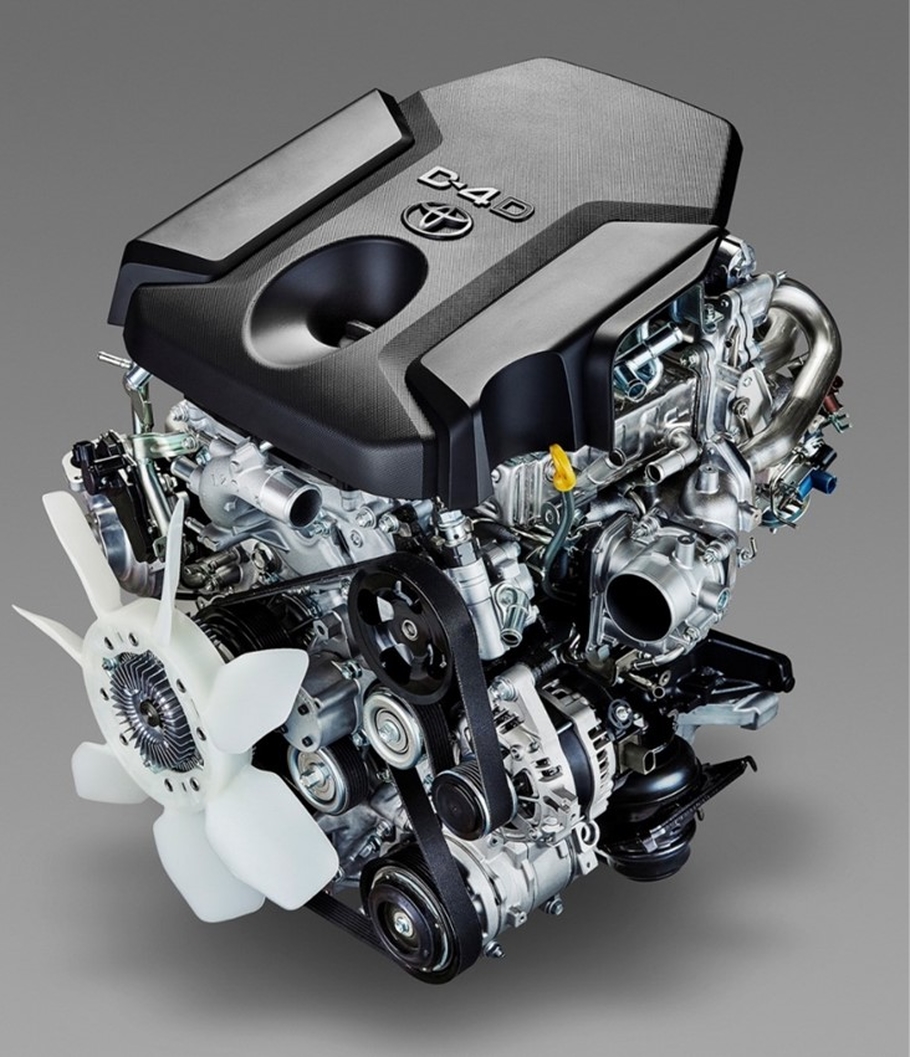 Начались продажи Toyota Fortuner с форсированным дизельным мотором