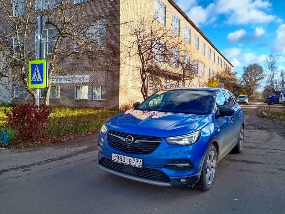 Из столицы до берегов Волги ноябрьский марш бросок за рулем Opel Grandland X