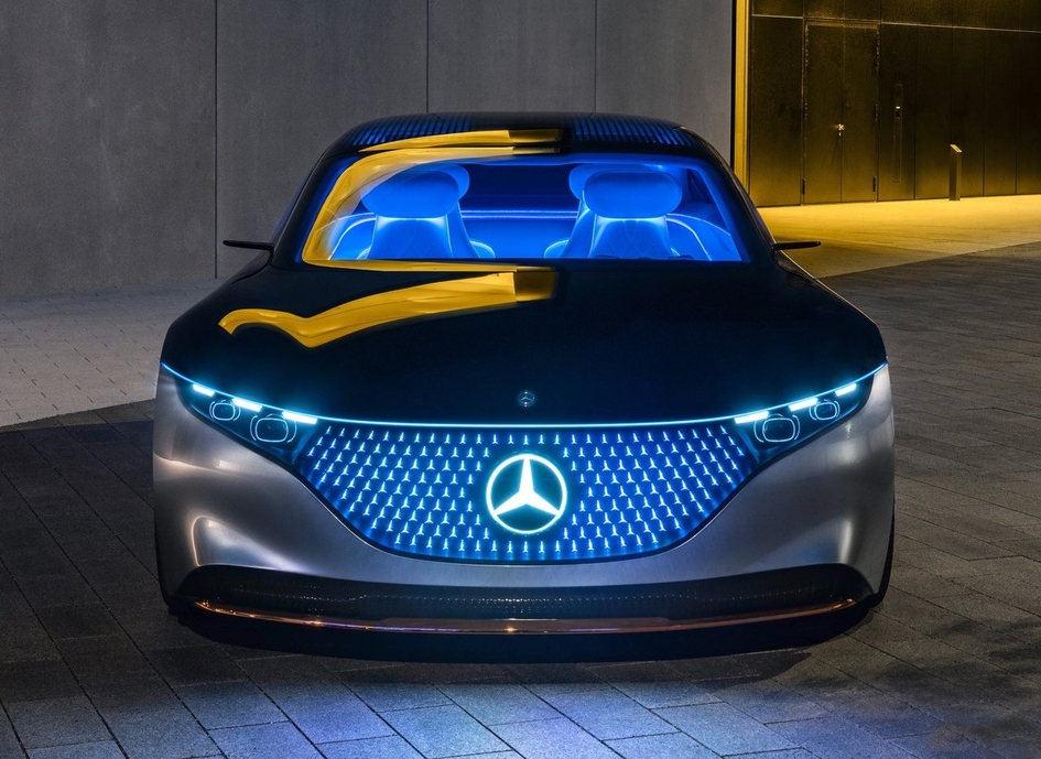 Концерн Daimler объявил 2021-й годом электромобилей