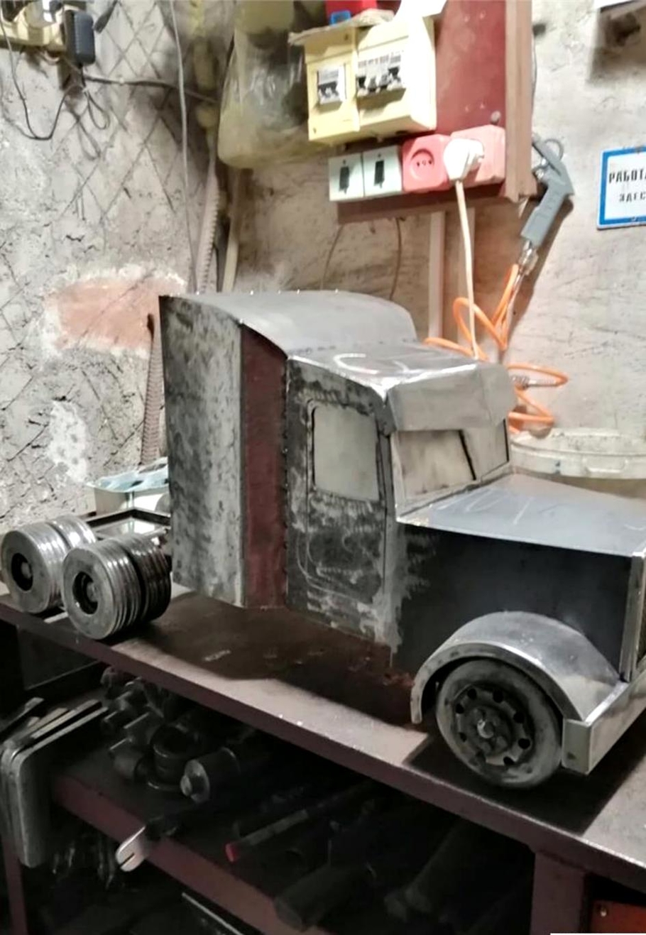 Этот необычный грузовик способен порадовать вас аппетитным шашлыком