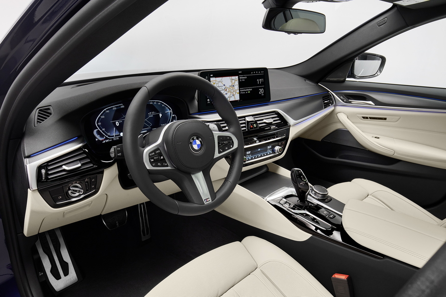 В России стартовали продажи обновленного BMW 5 Series
