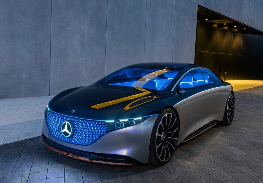 Концерн Daimler объявил 2021 й годом электромобилей