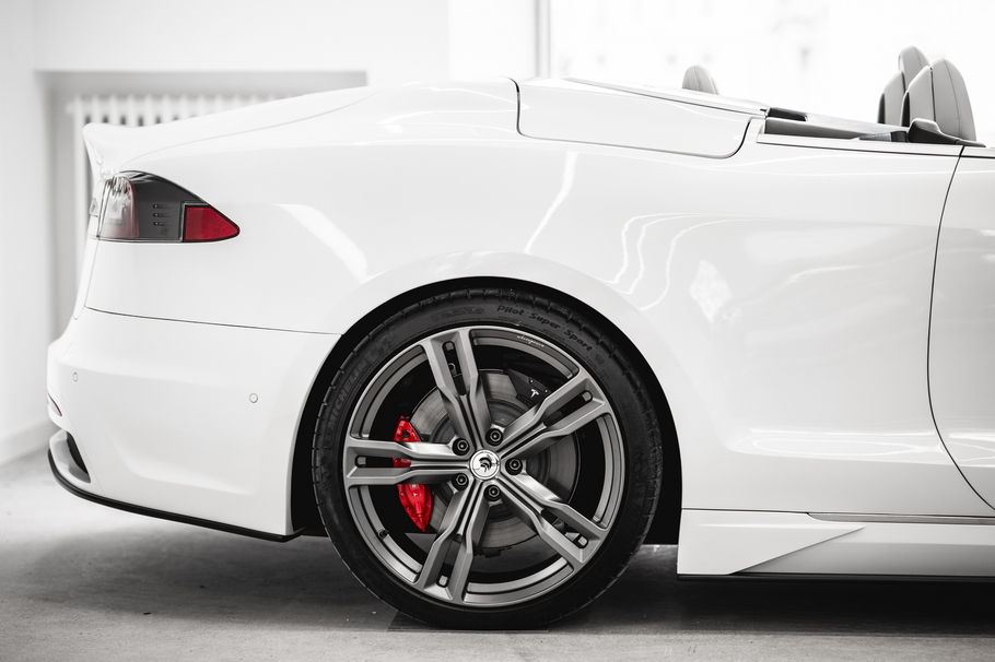 Tesla Model S превратился в стильный кабриолет