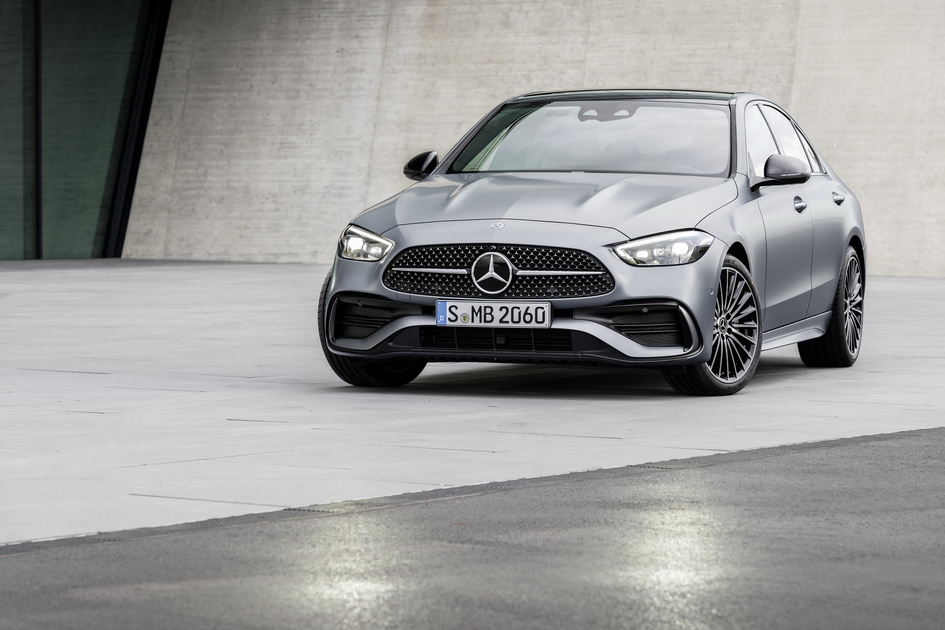 Mercedes-Benz представил абсолютно новый С-Class с премиальными опциями